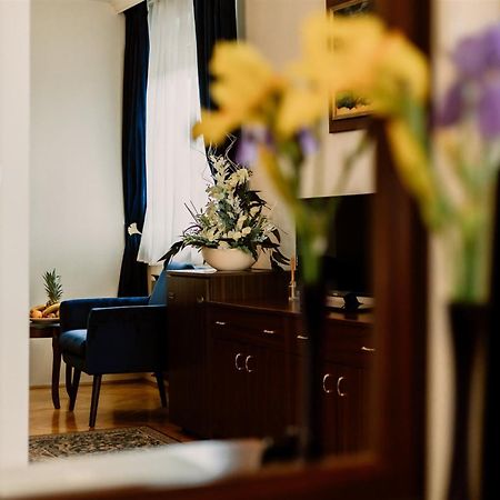 Korona Pension And Restaurant Hévíz Kültér fotó
